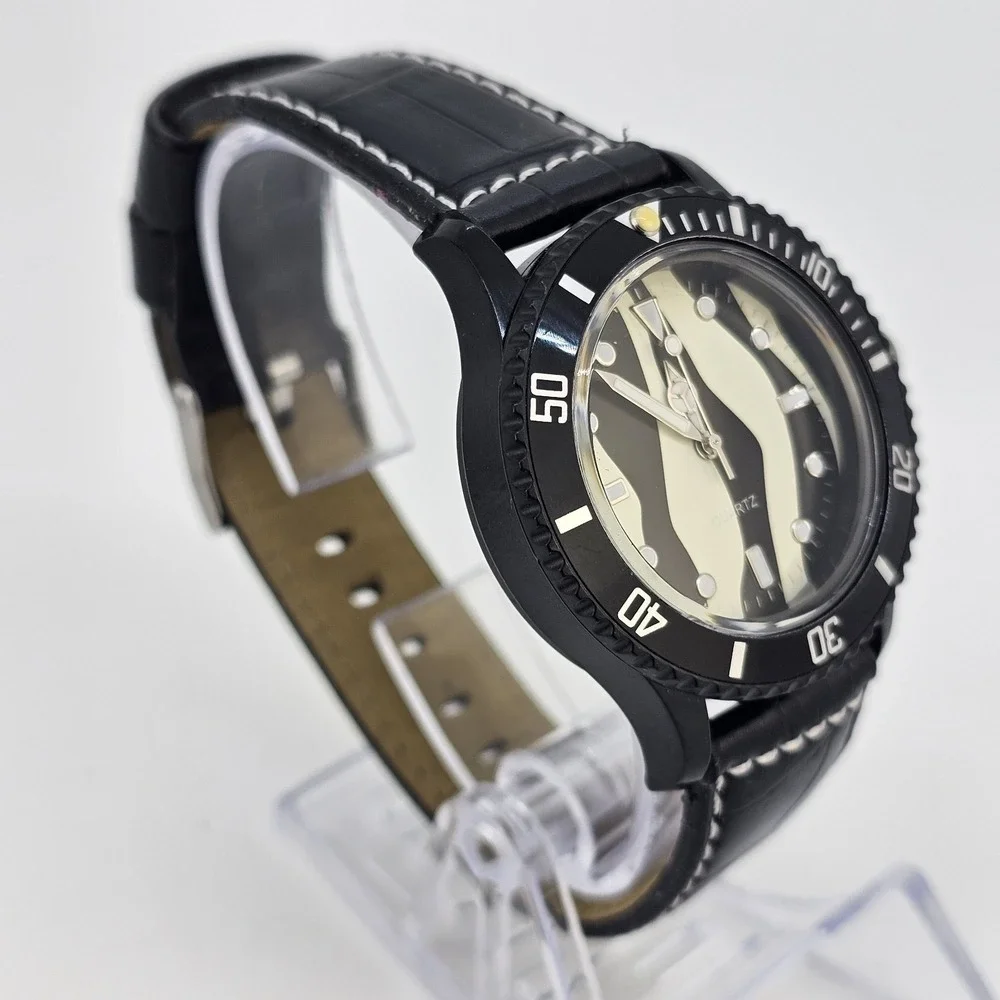 40MM Women's Watch Zebra Dial Black Case Black Leather Bands New Battery‎